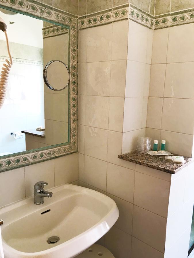 Villa Del Sole Terracina Eksteriør billede